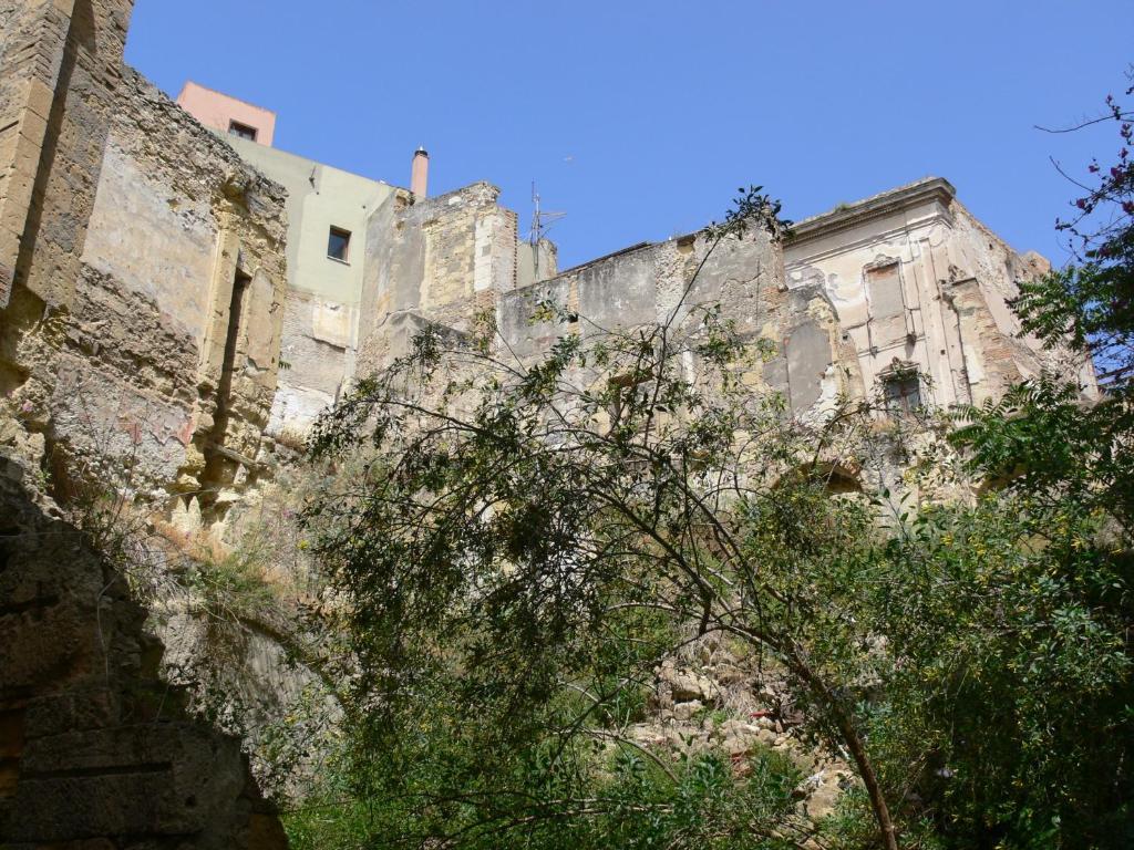 L'Antica Torre Caralis Holiday Cagliari Exterior foto